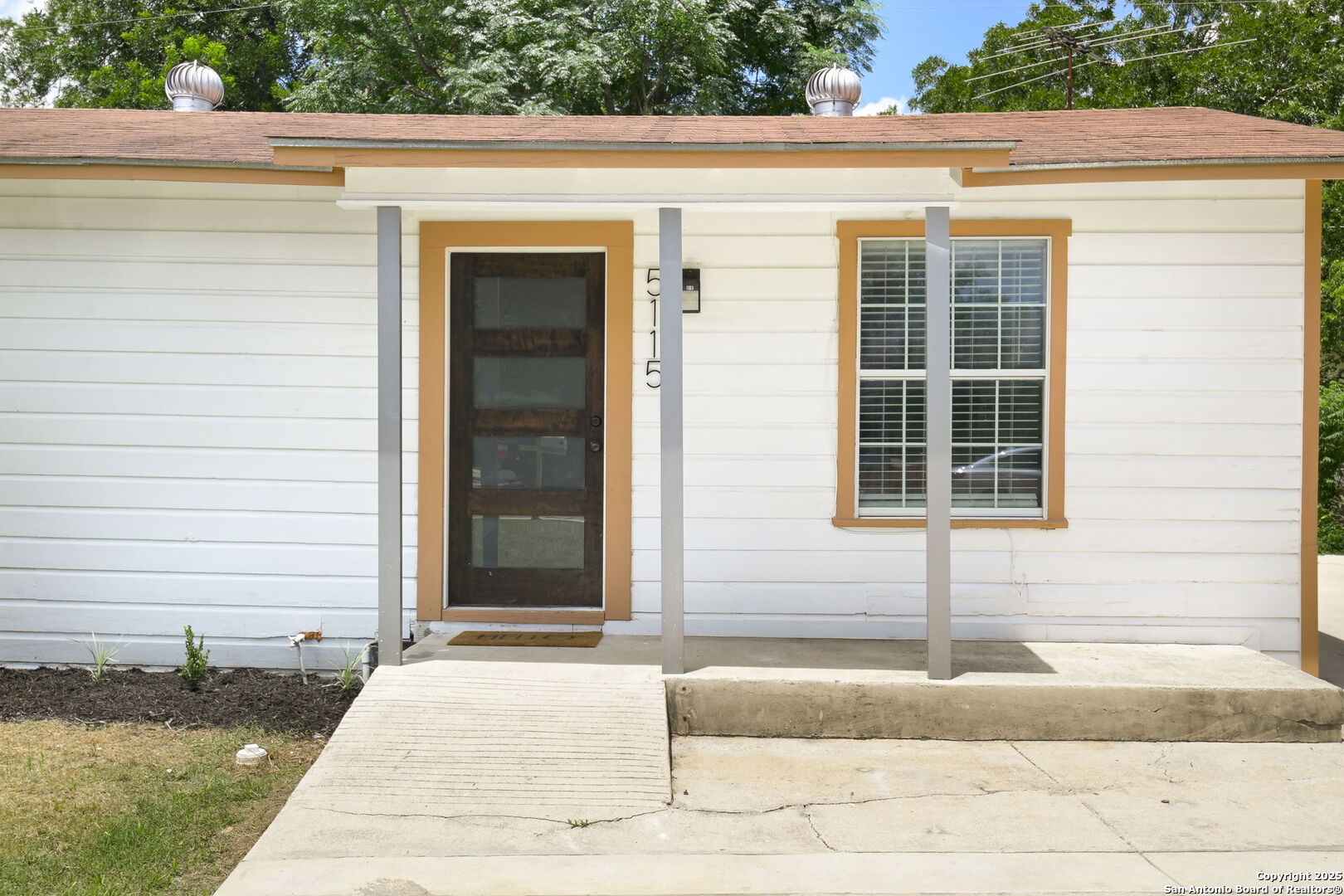 5115 Quintard