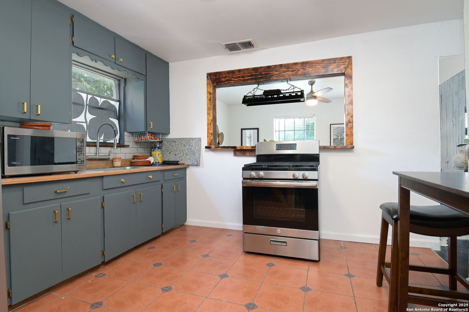 5115 Quintard