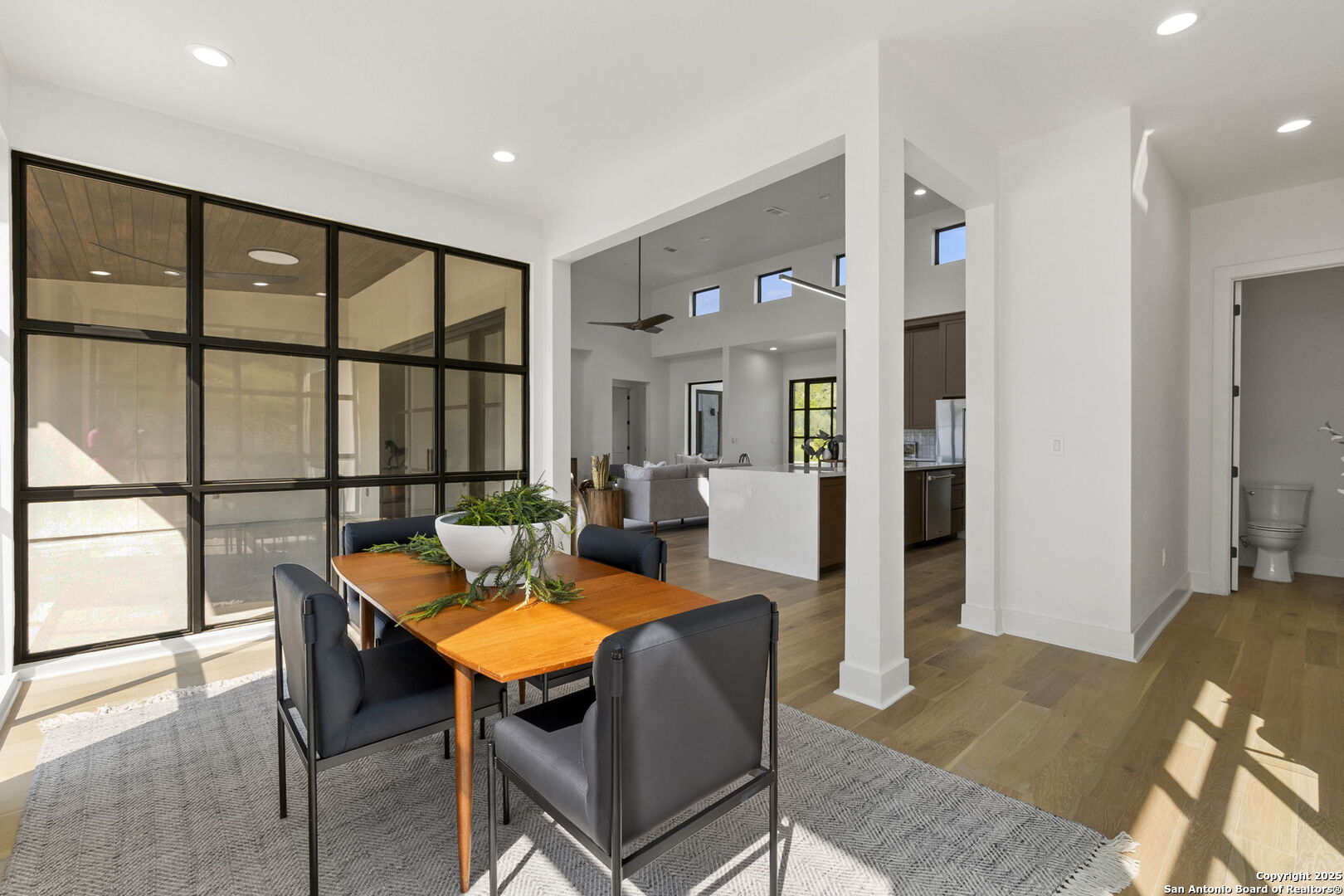 9847 Midsomer Pl