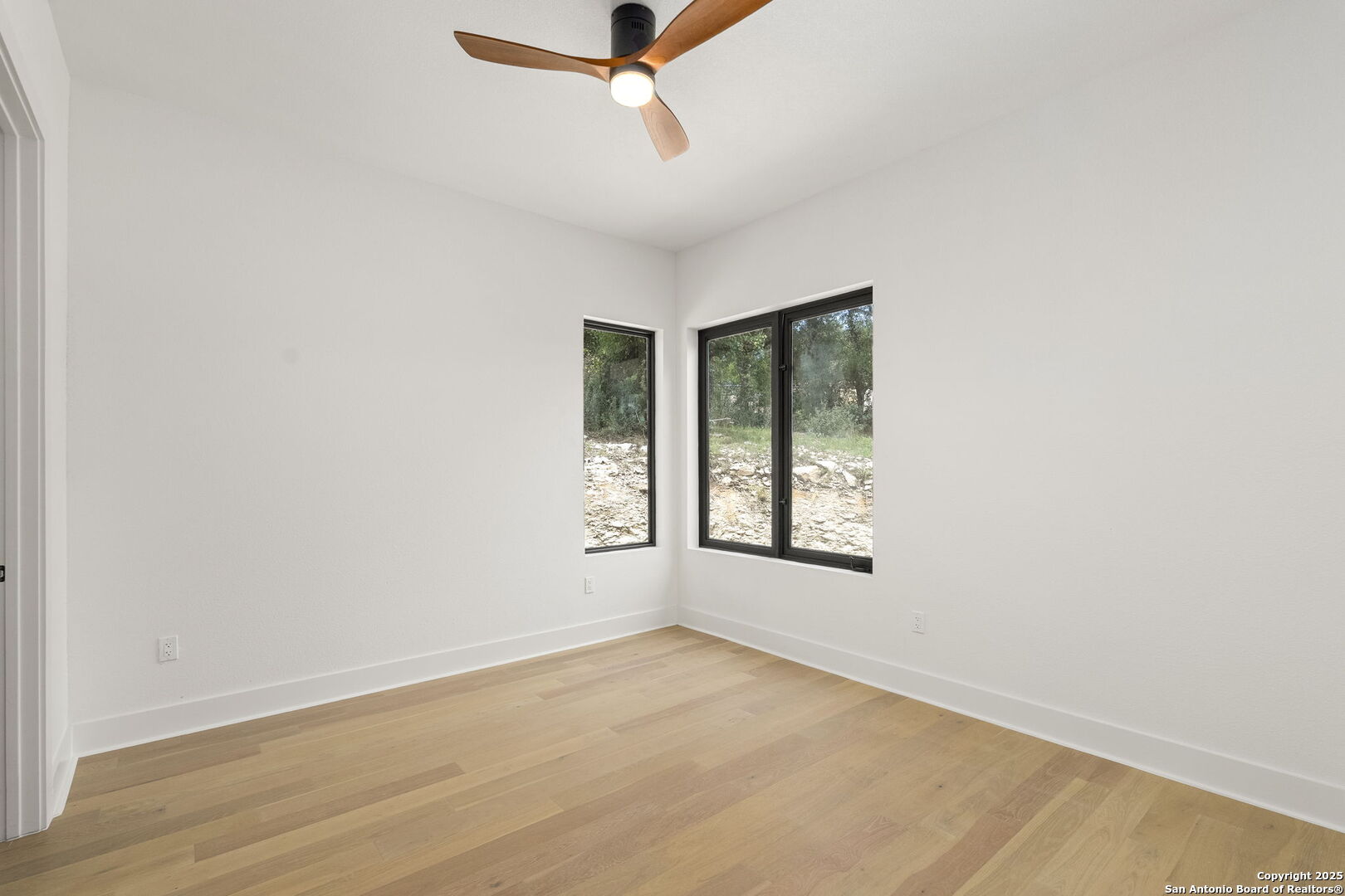 9847 Midsomer Pl