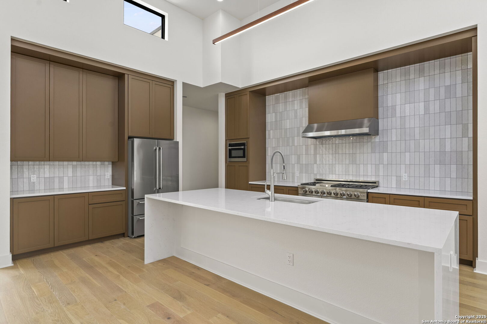 9847 Midsomer Pl