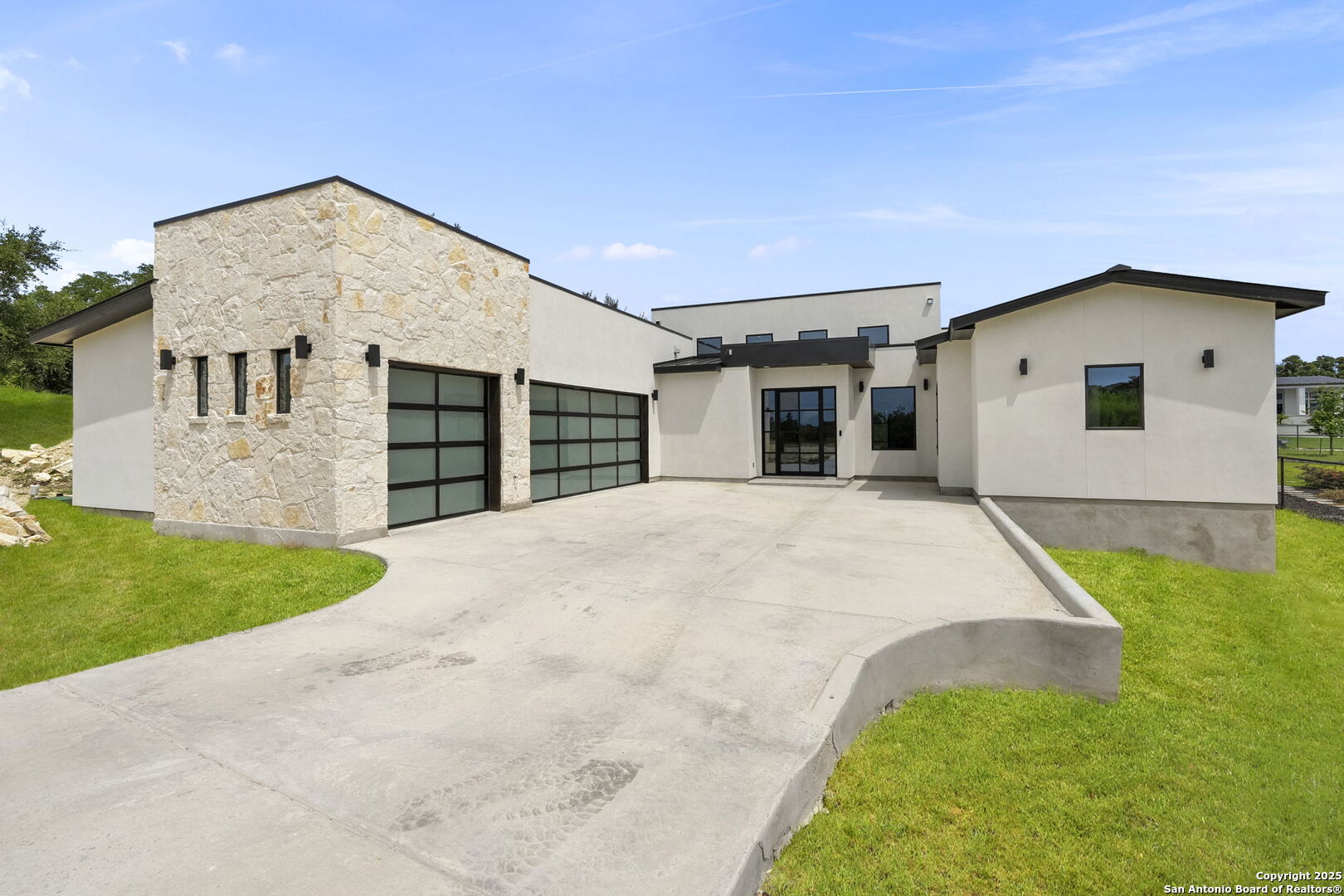 9847 Midsomer Pl