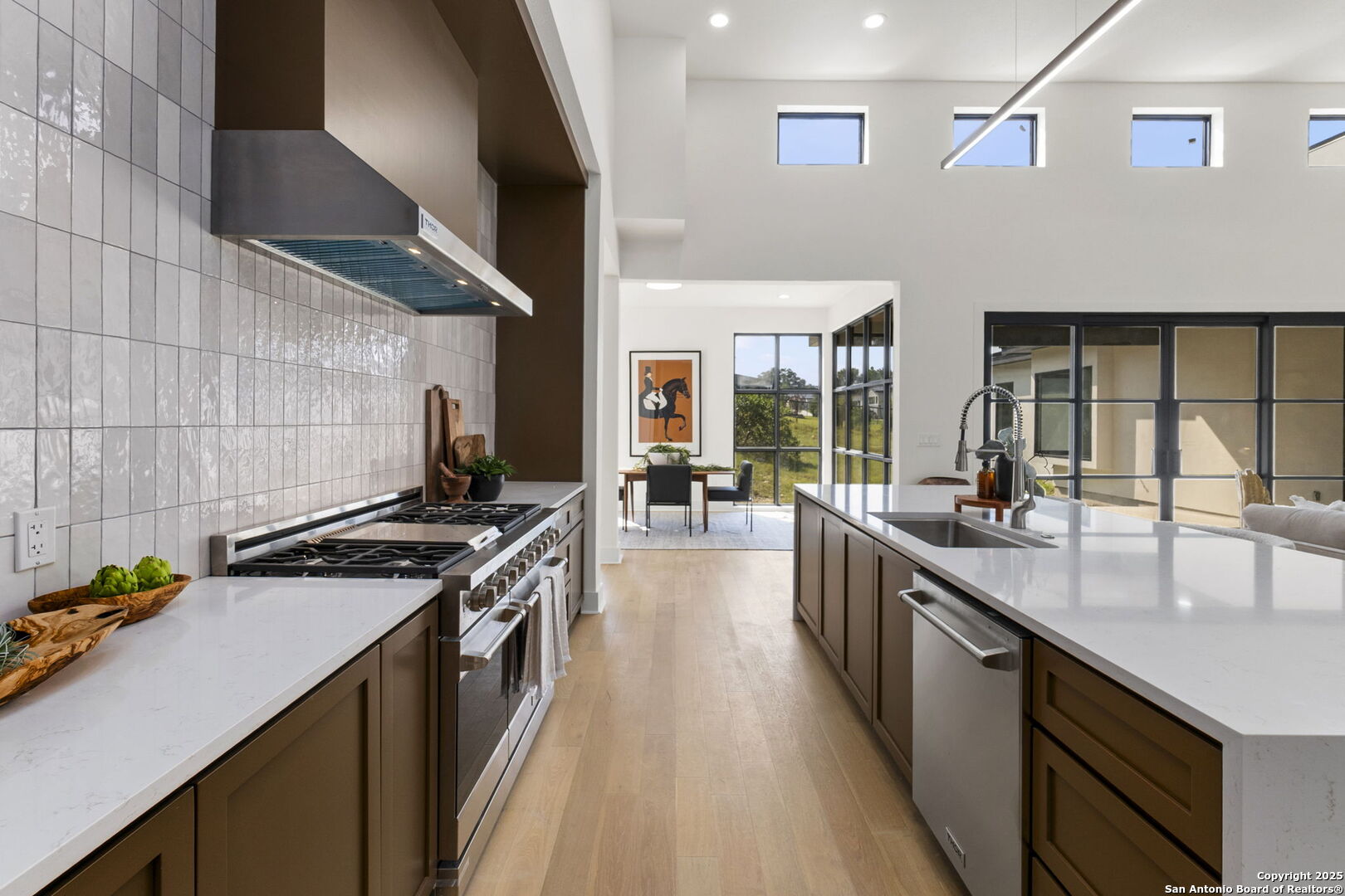 9847 Midsomer Pl