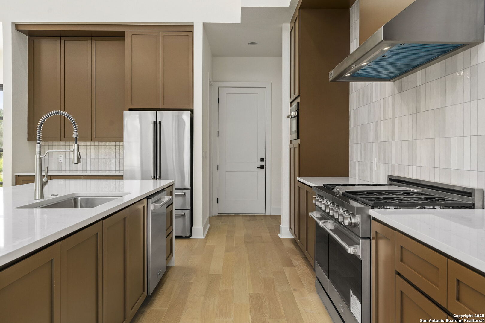 9847 Midsomer Pl