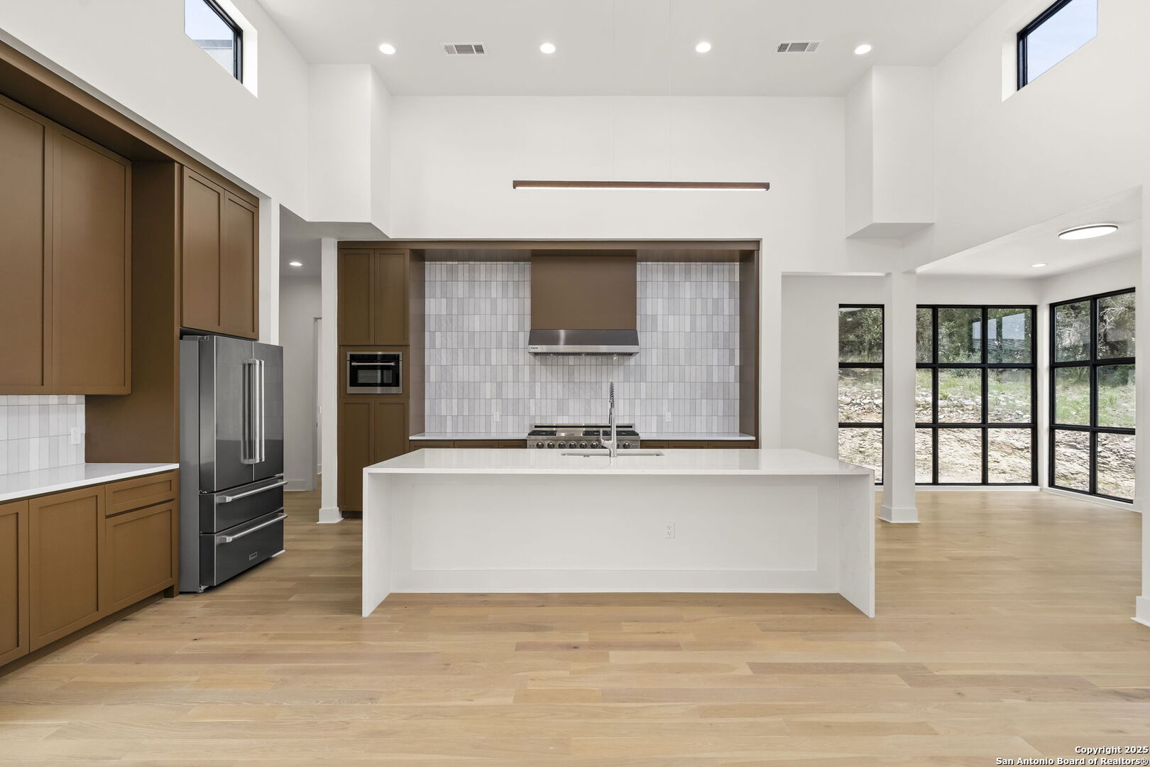 9847 Midsomer Pl