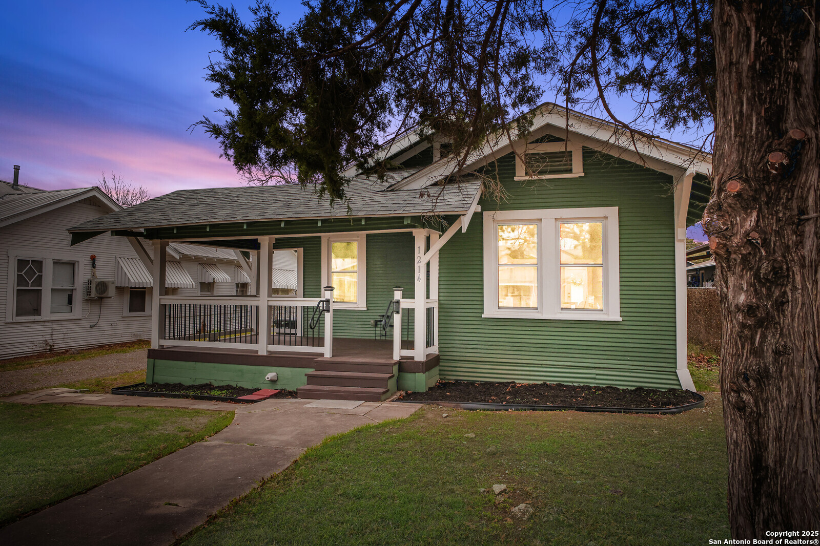 1214 E DREXEL AVE