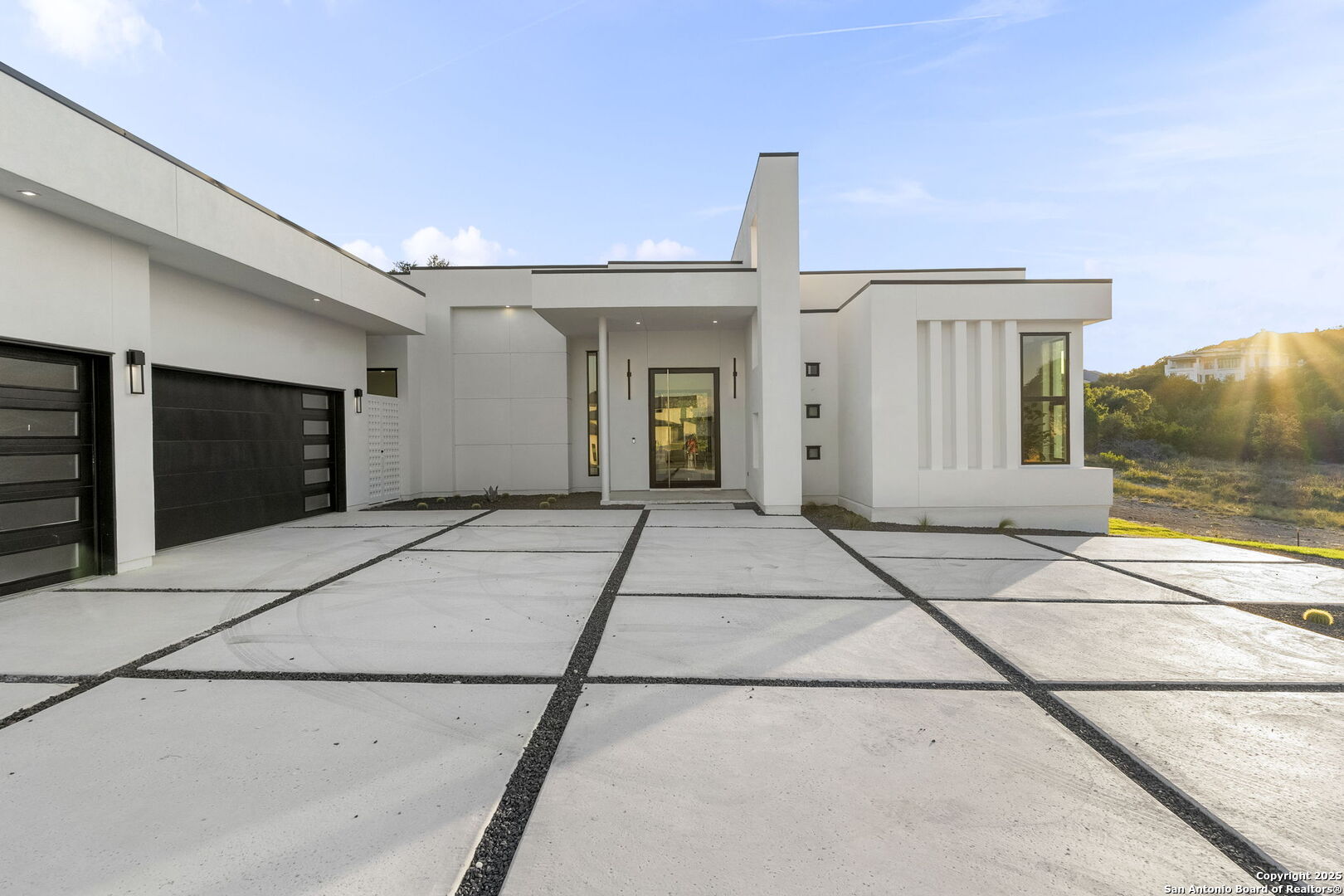 23611 Messina Cyn