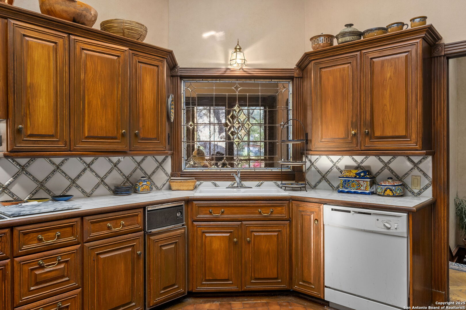 9003 Village Dr