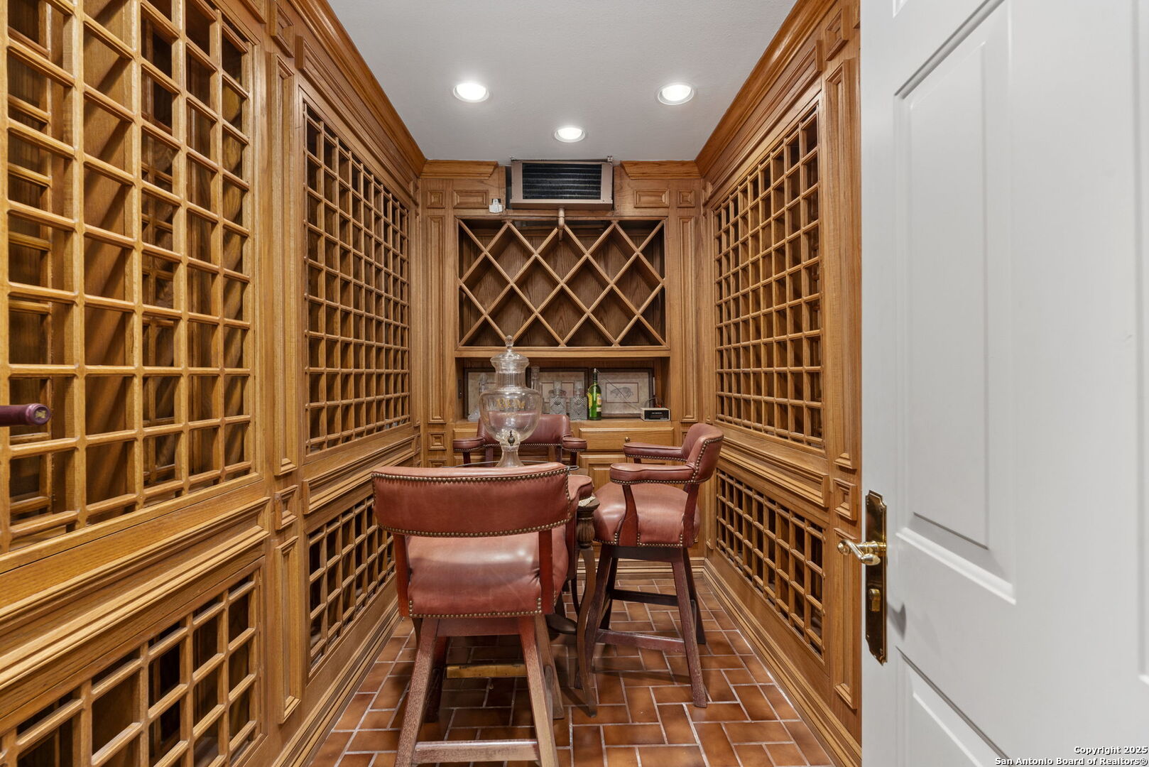 9003 Village Dr