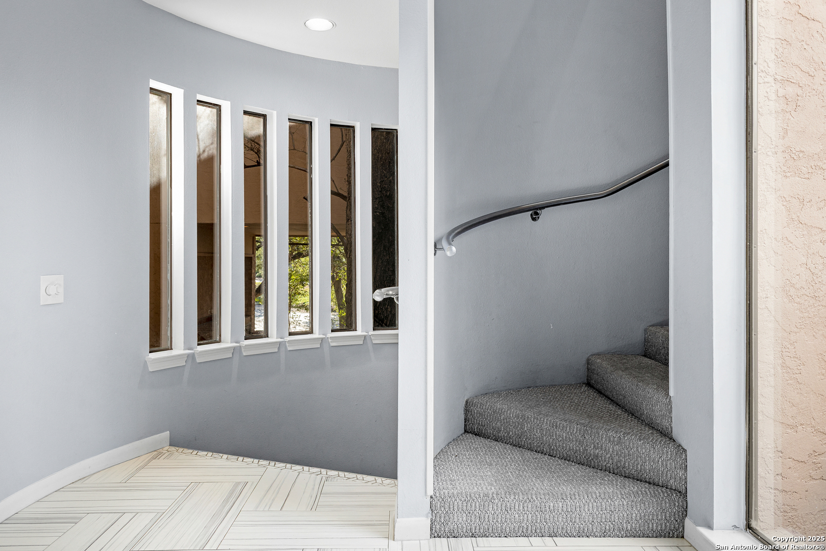 3809 Overlake