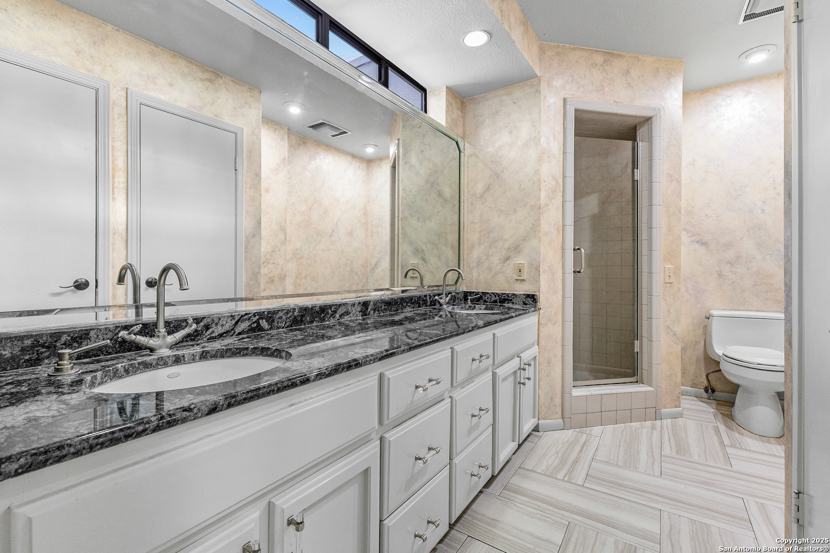 3809 Overlake