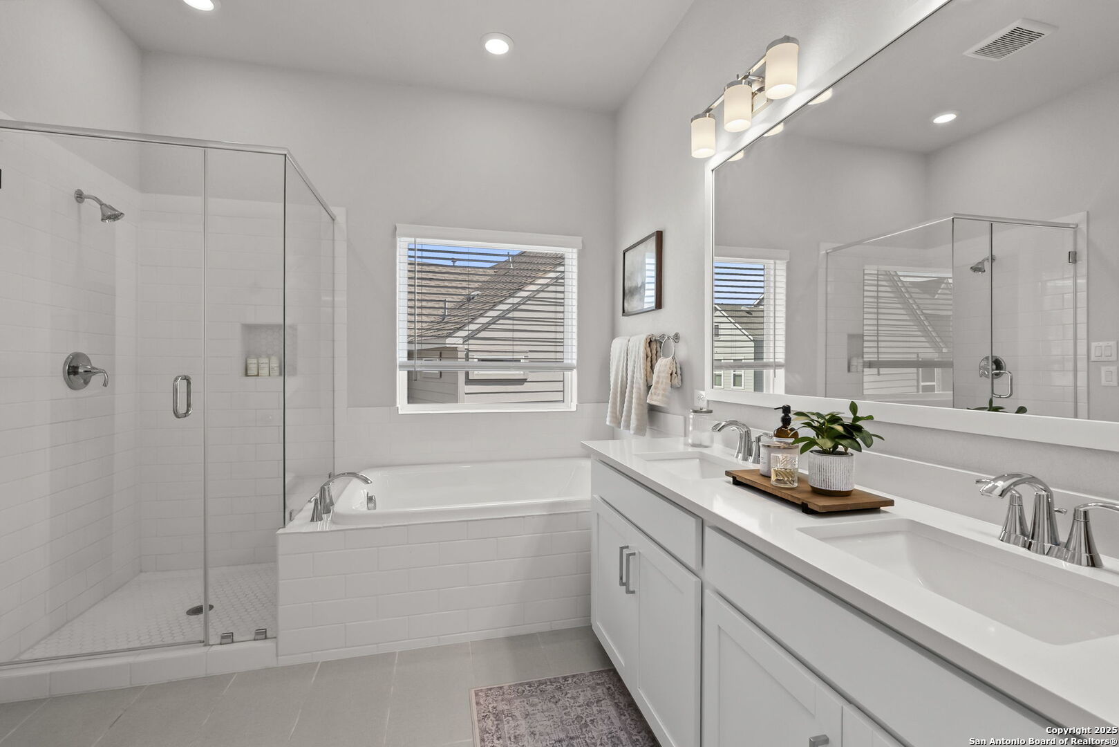 5843 Whitby UNIT 44