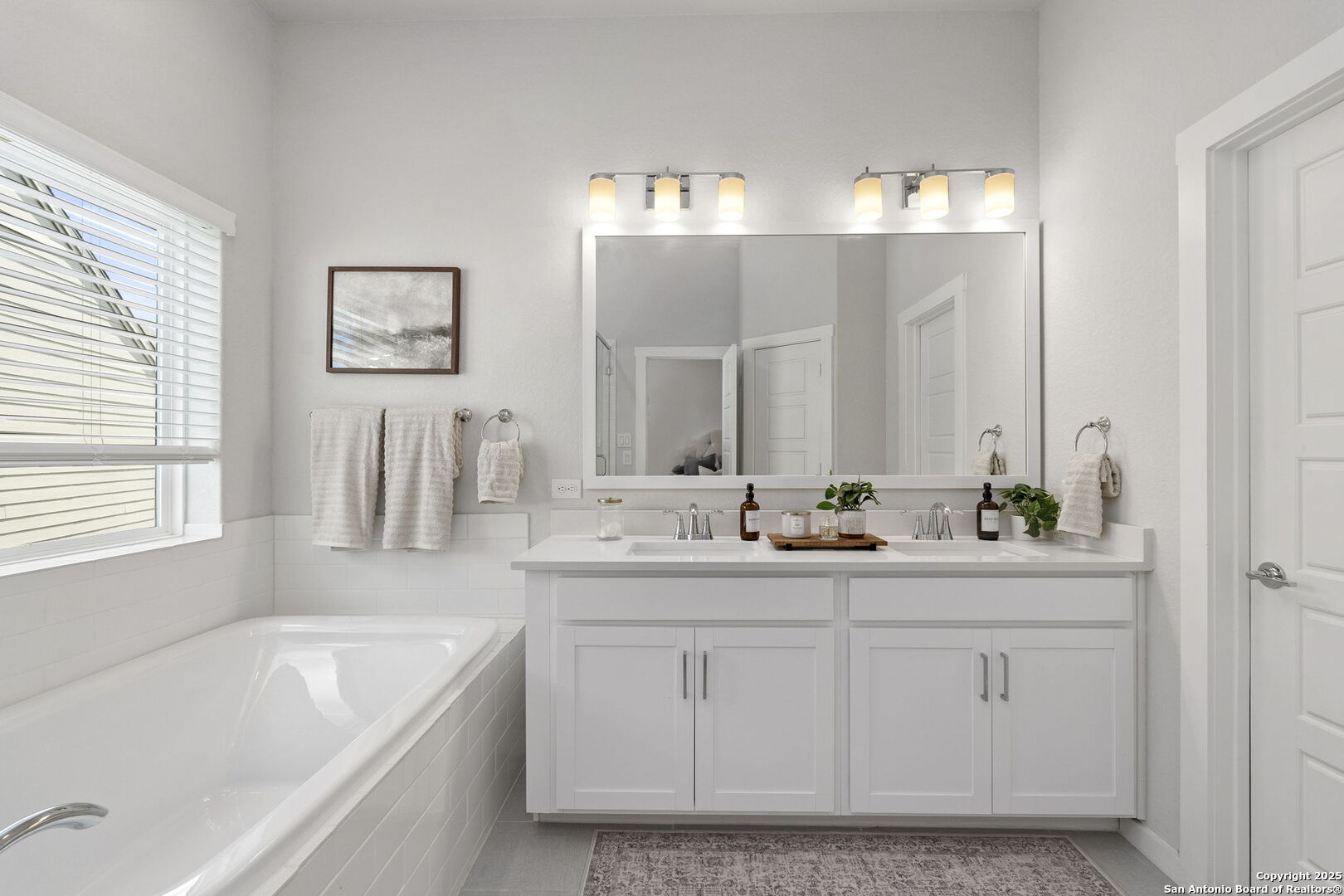 5843 Whitby UNIT 44