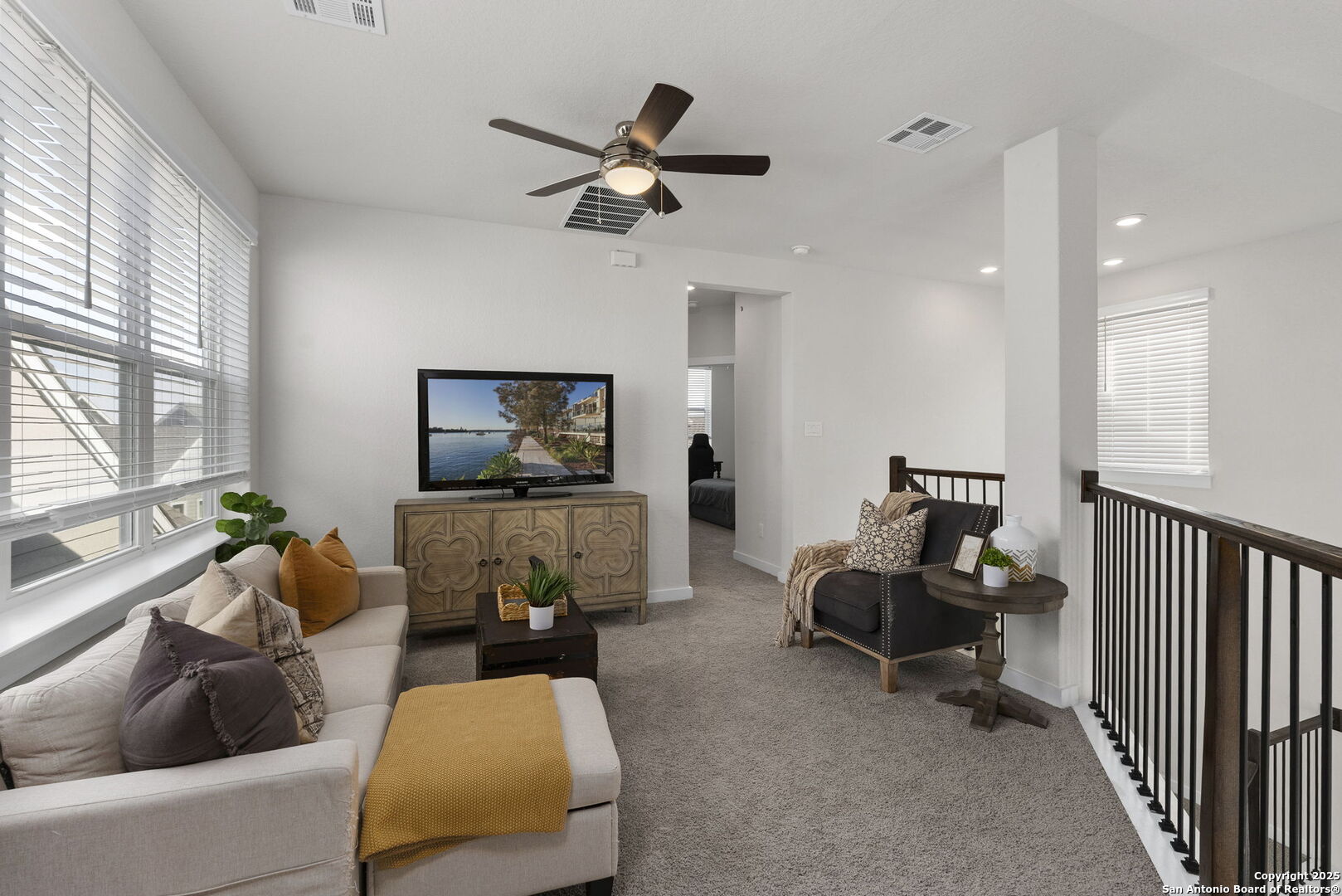 5843 Whitby UNIT 44