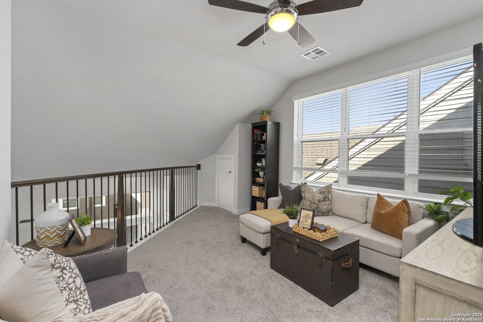 5843 Whitby UNIT 44