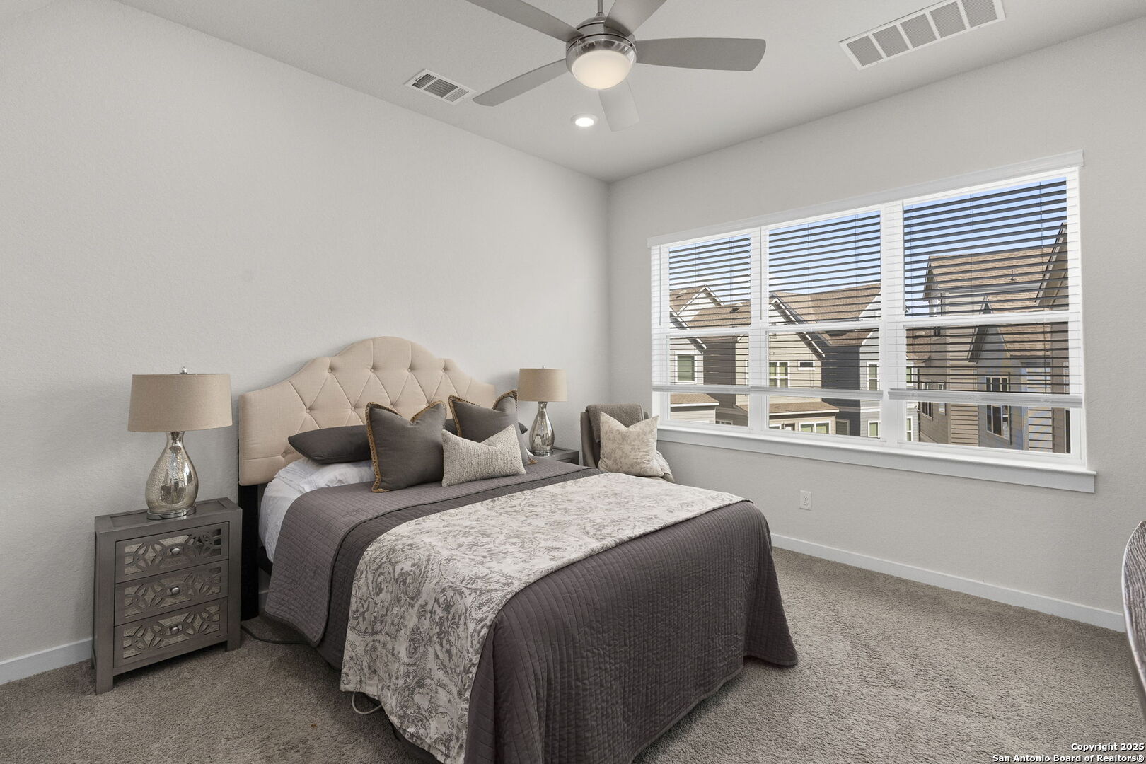 5843 Whitby UNIT 44