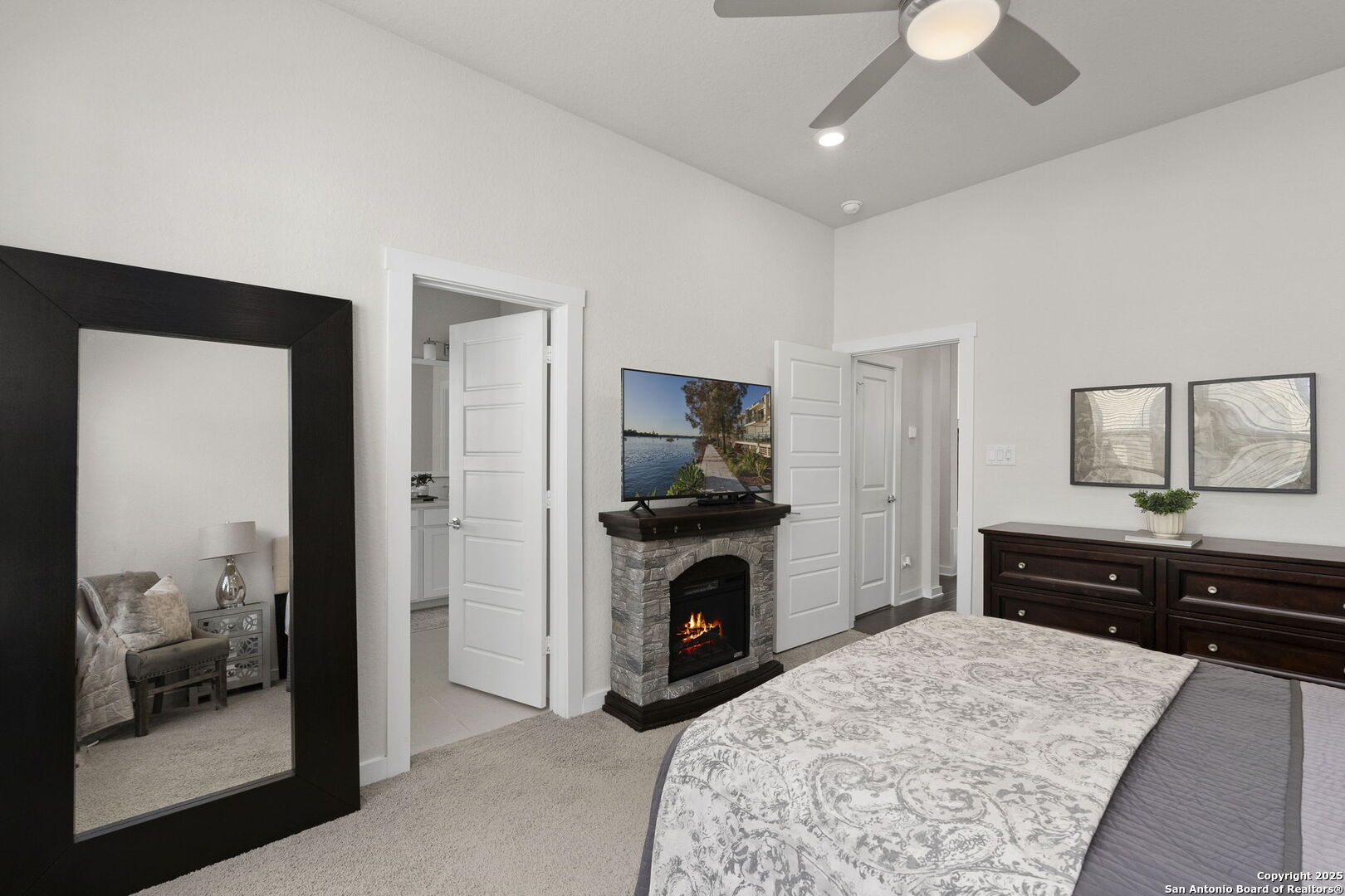 5843 Whitby UNIT 44