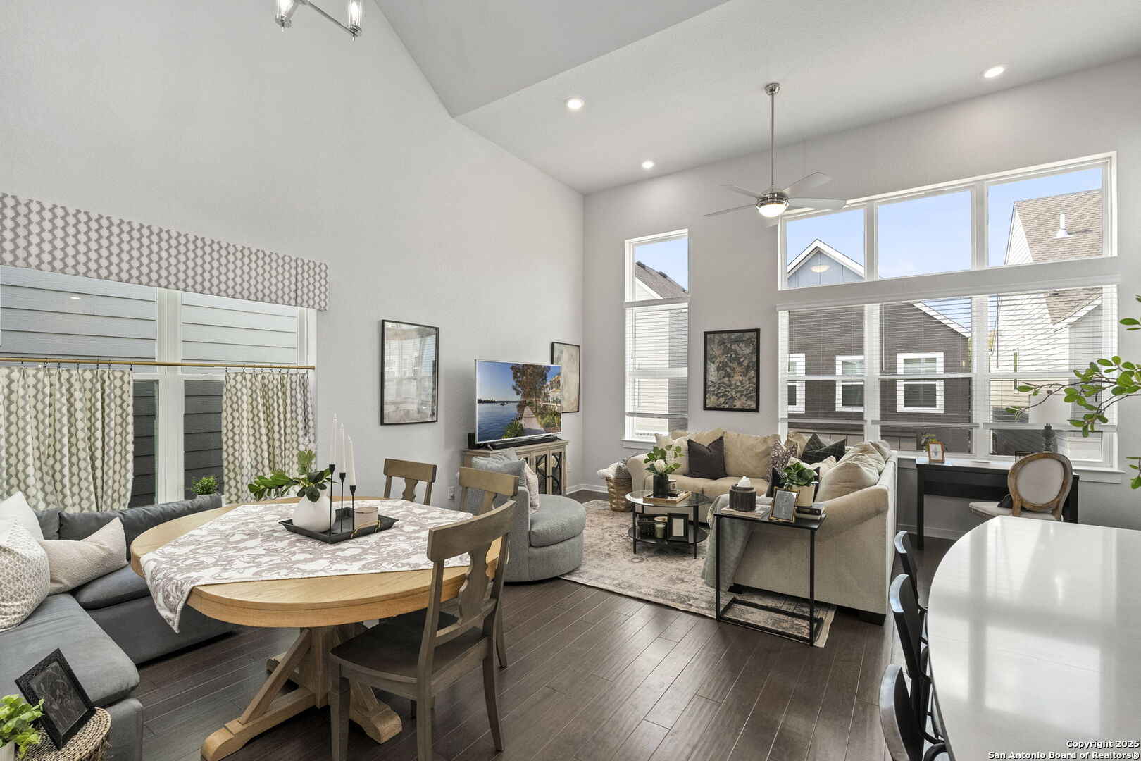 5843 Whitby UNIT 44