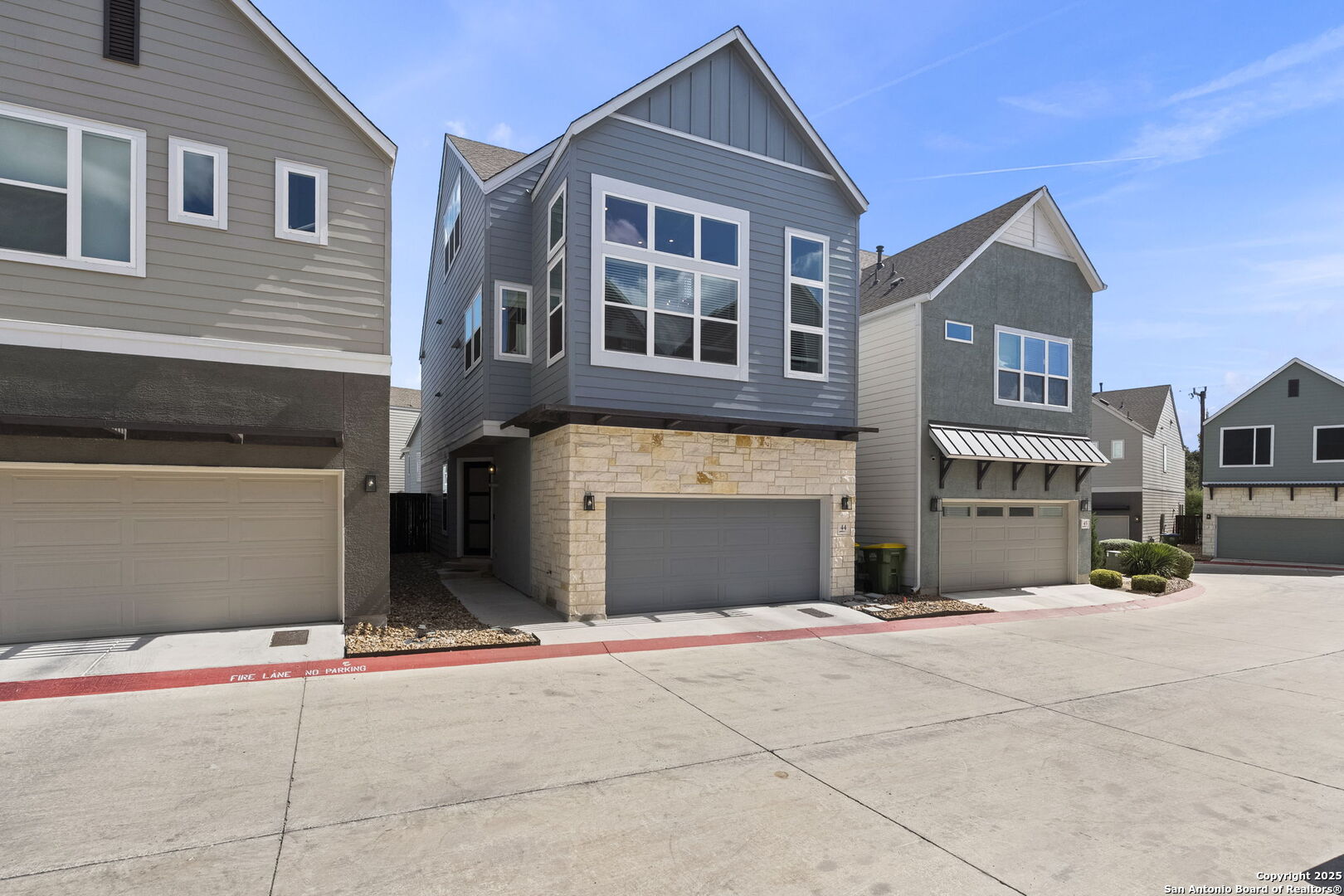 5843 Whitby UNIT 44