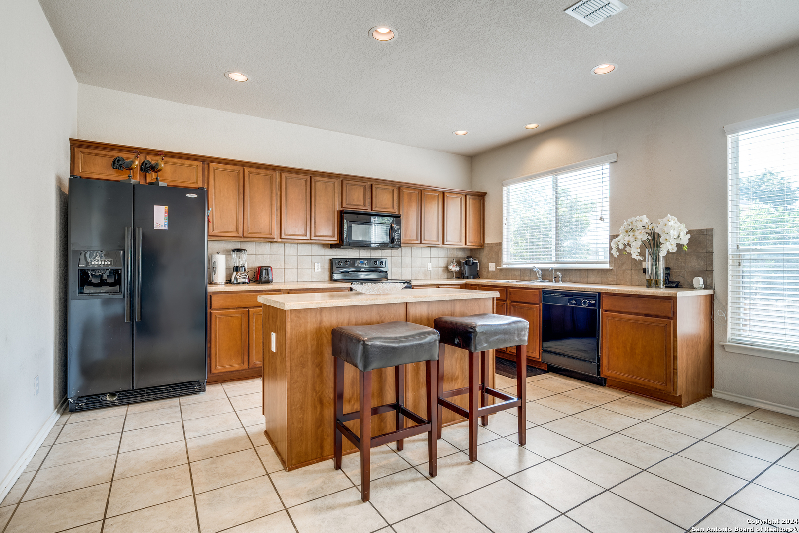 21235 VILLA VALENCIA