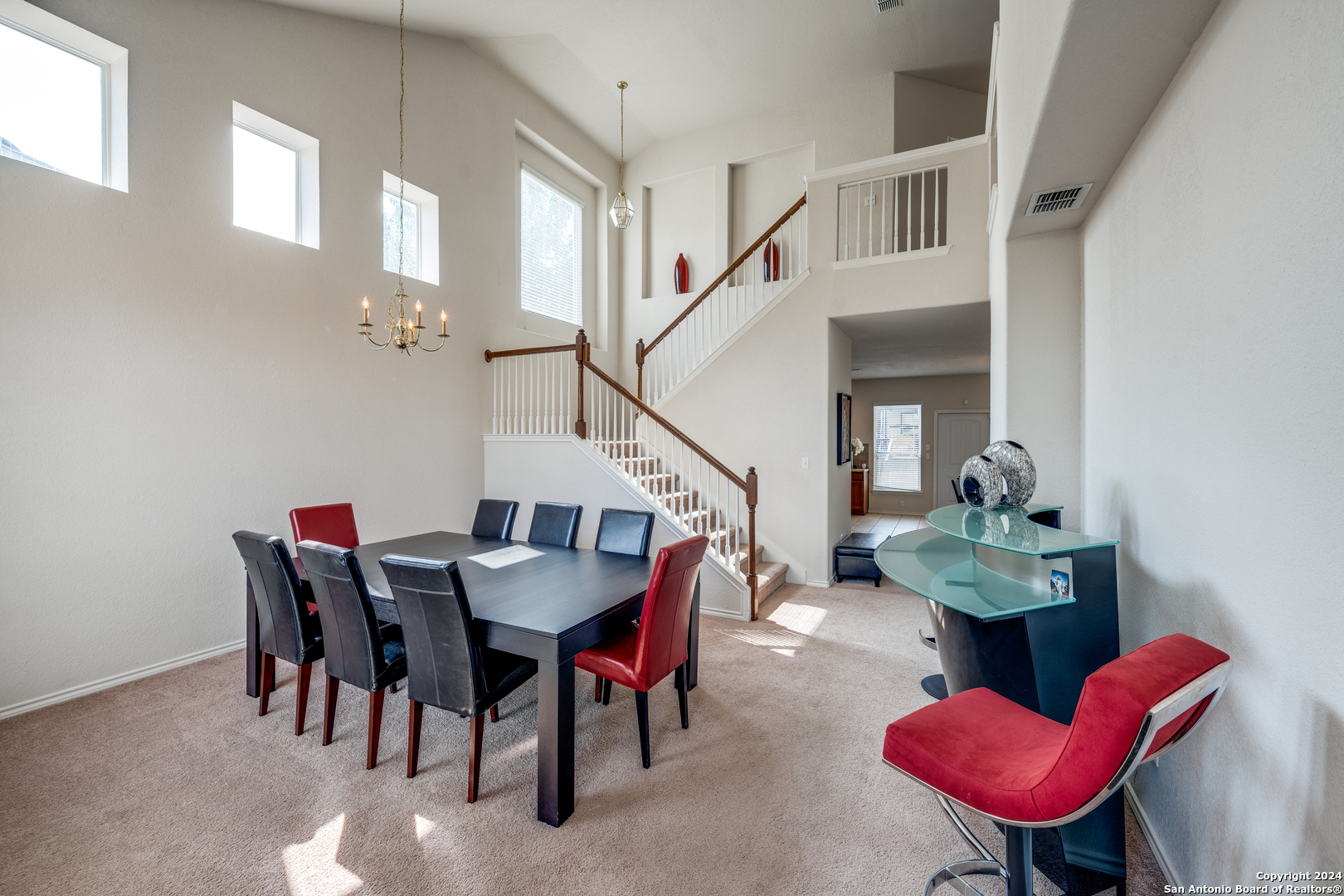 21235 VILLA VALENCIA