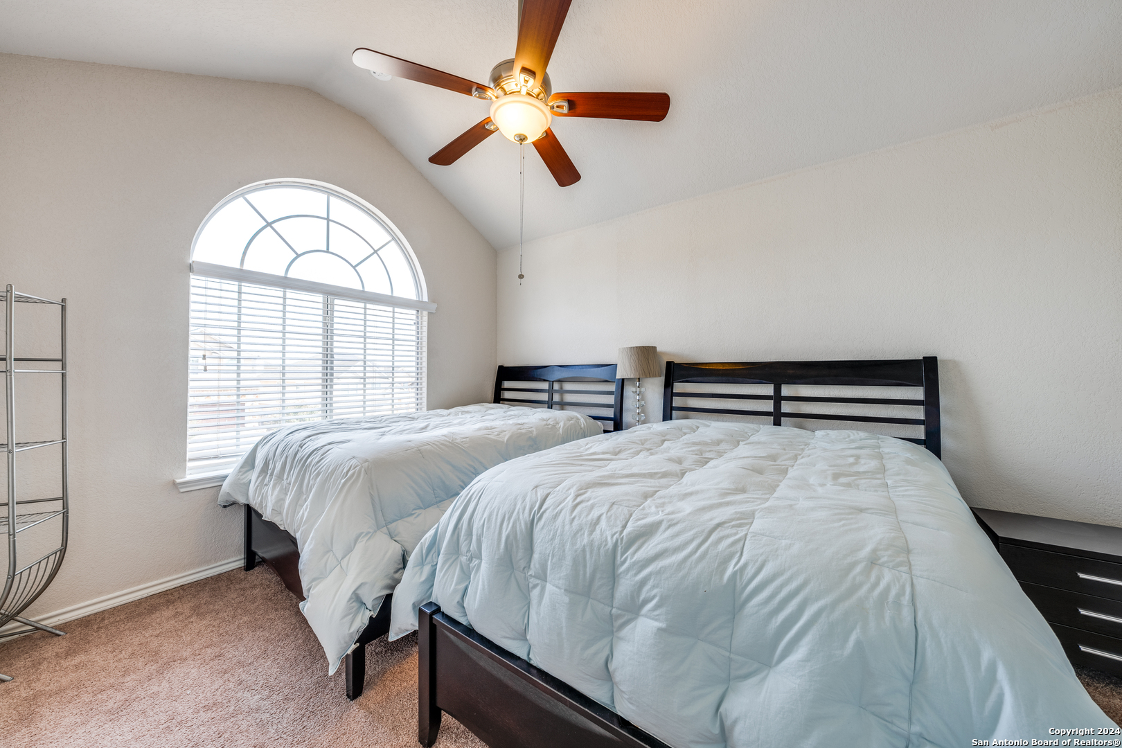 21235 VILLA VALENCIA