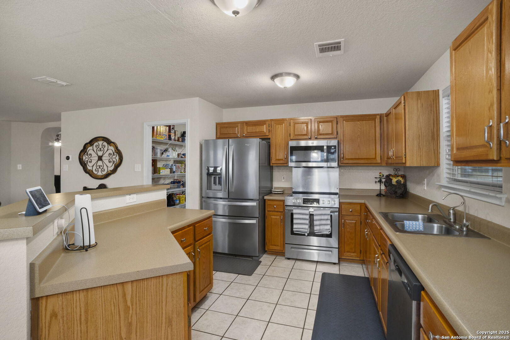 10614 Diamond Rock