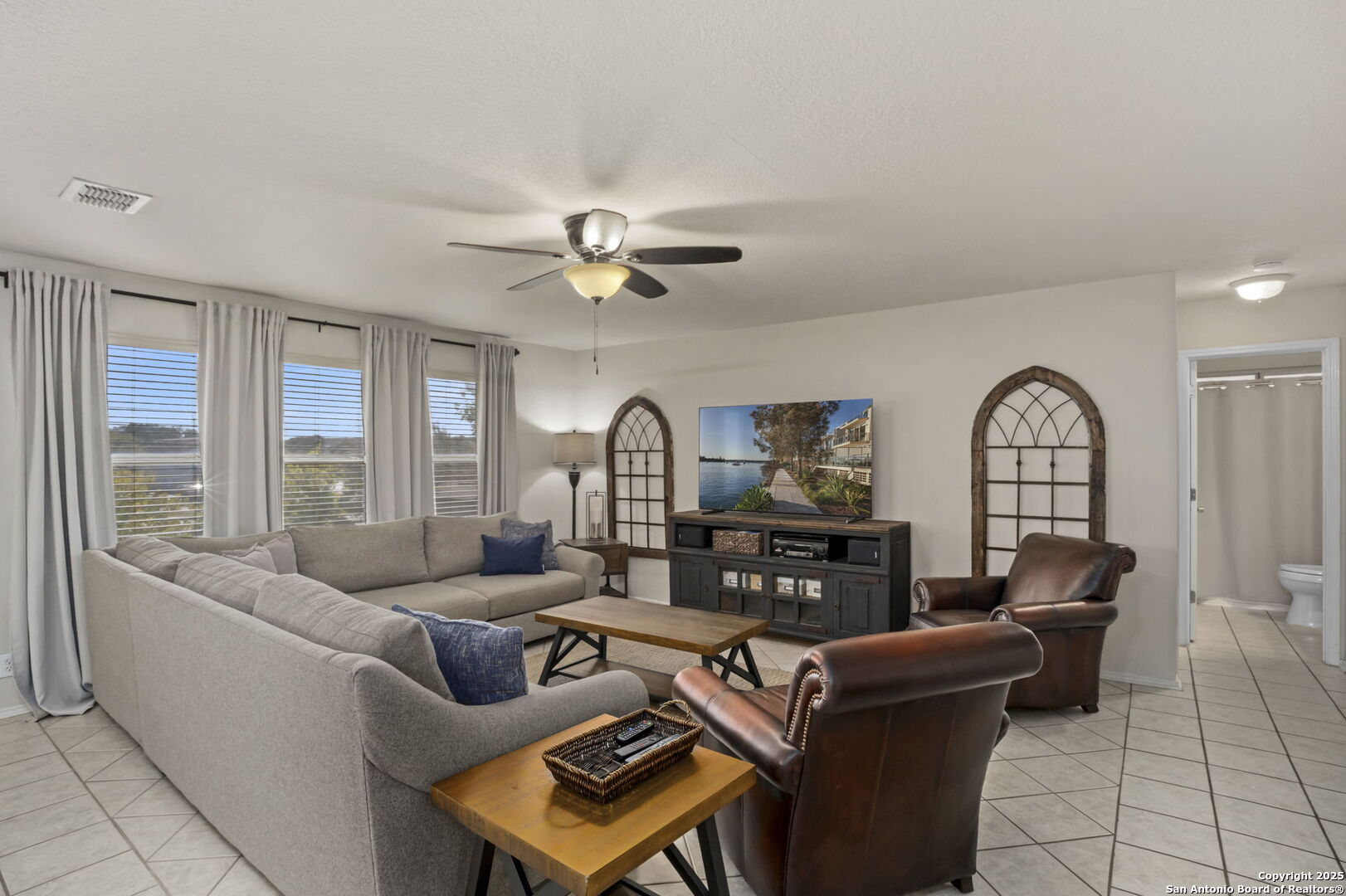 10614 Diamond Rock