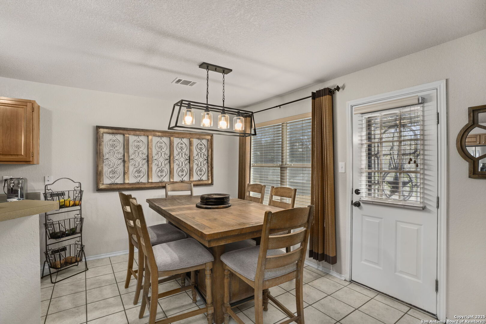 10614 Diamond Rock