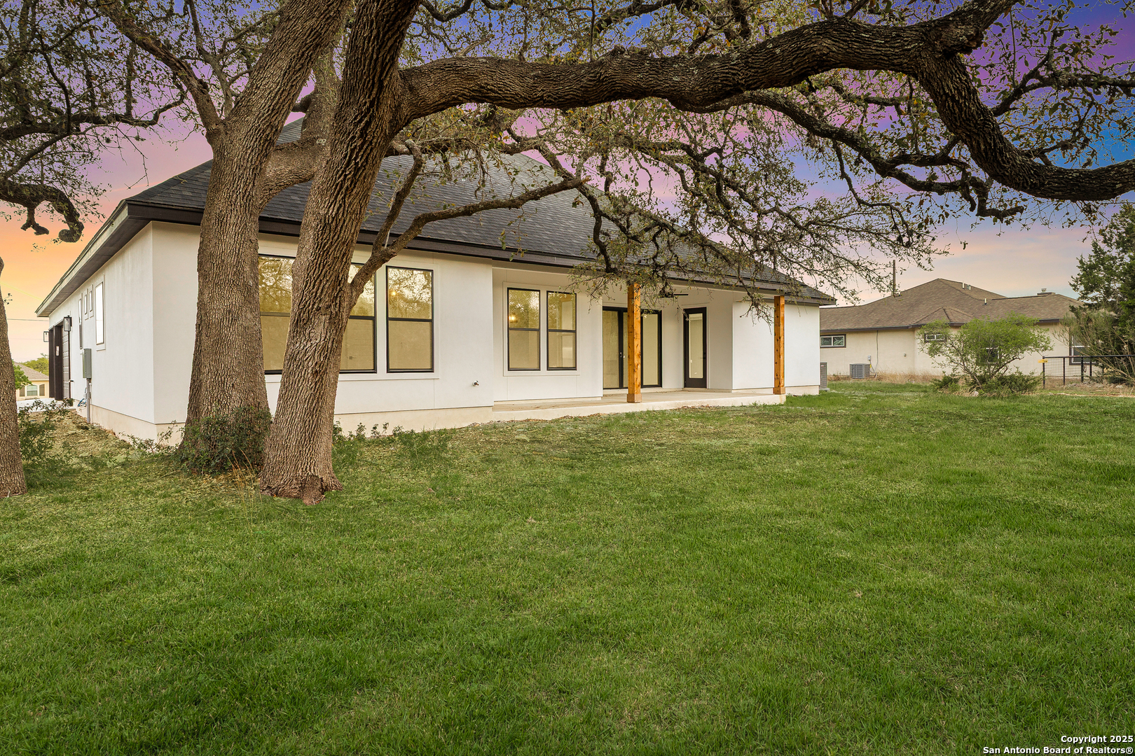 220 TOUCAN DR