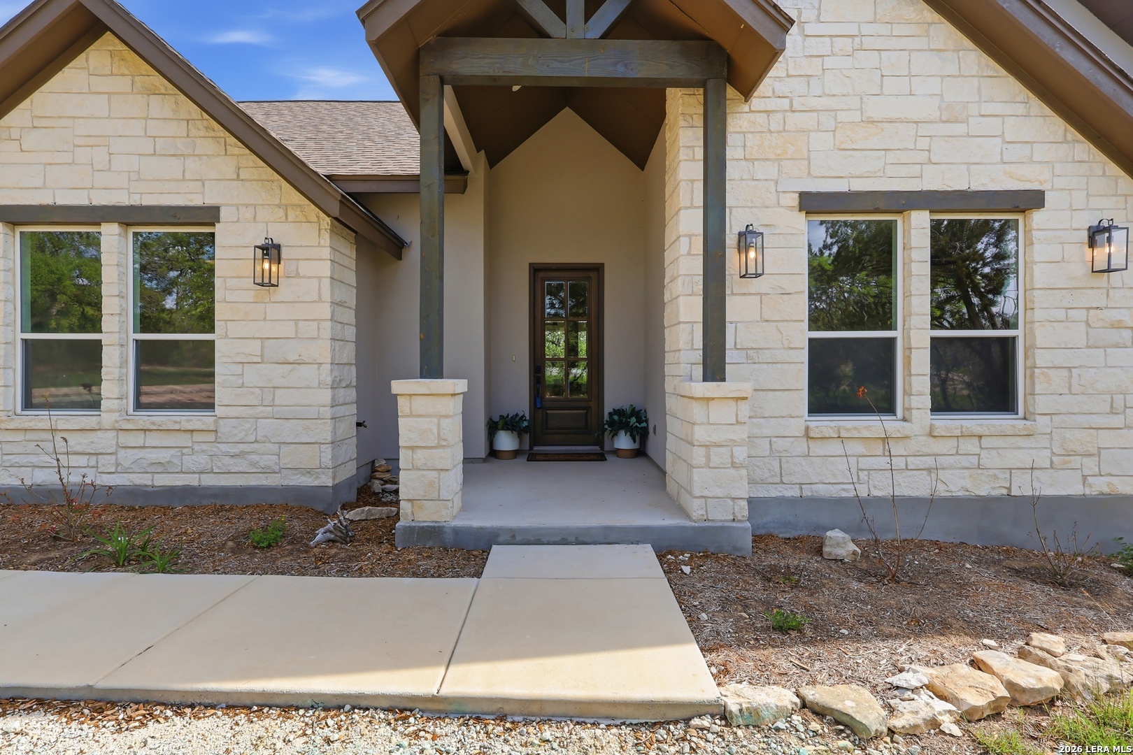 860 Rayner Ranch