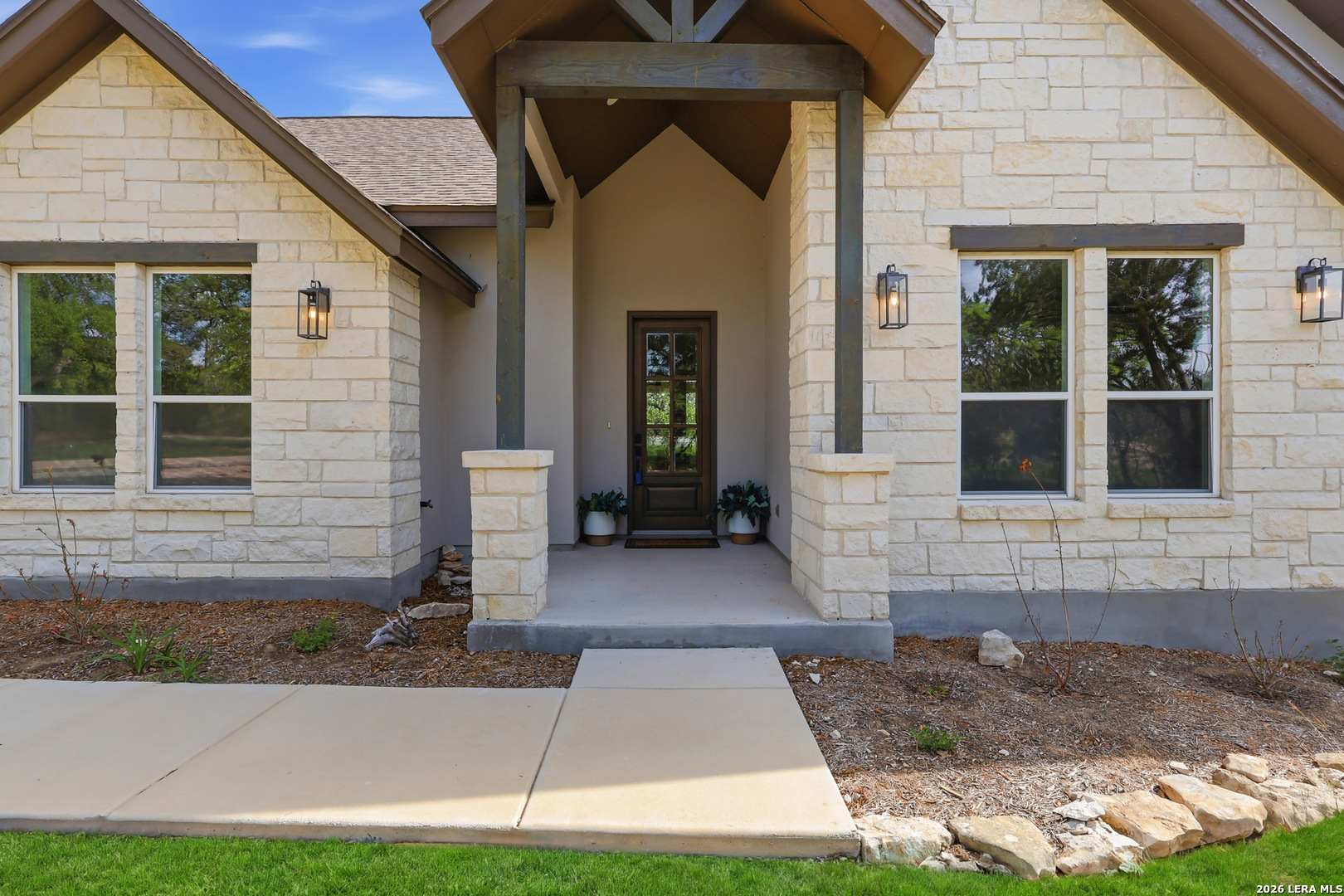 860 Rayner Ranch