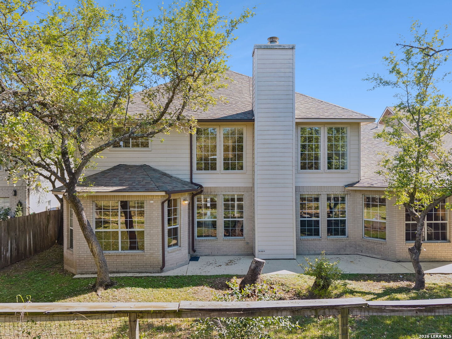 2611 ROGERS CIR