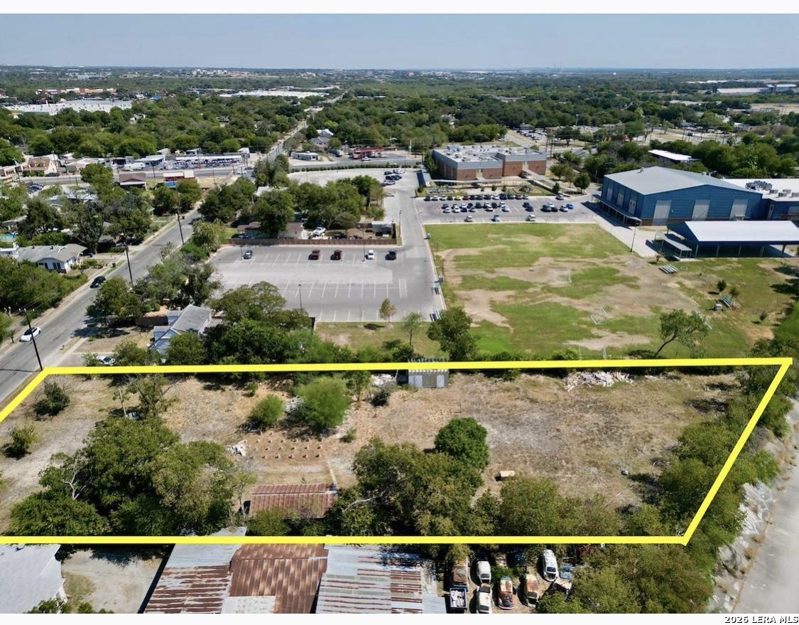 158 W HARDING BLVD