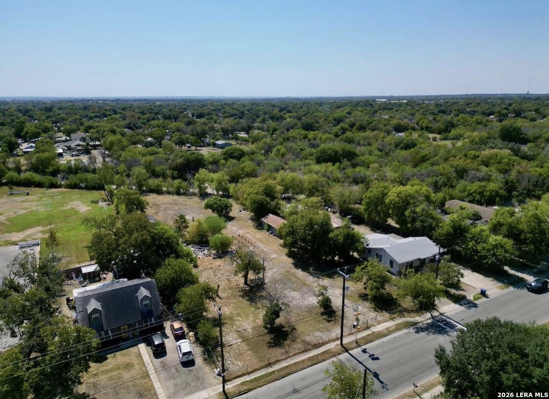 158 W HARDING BLVD