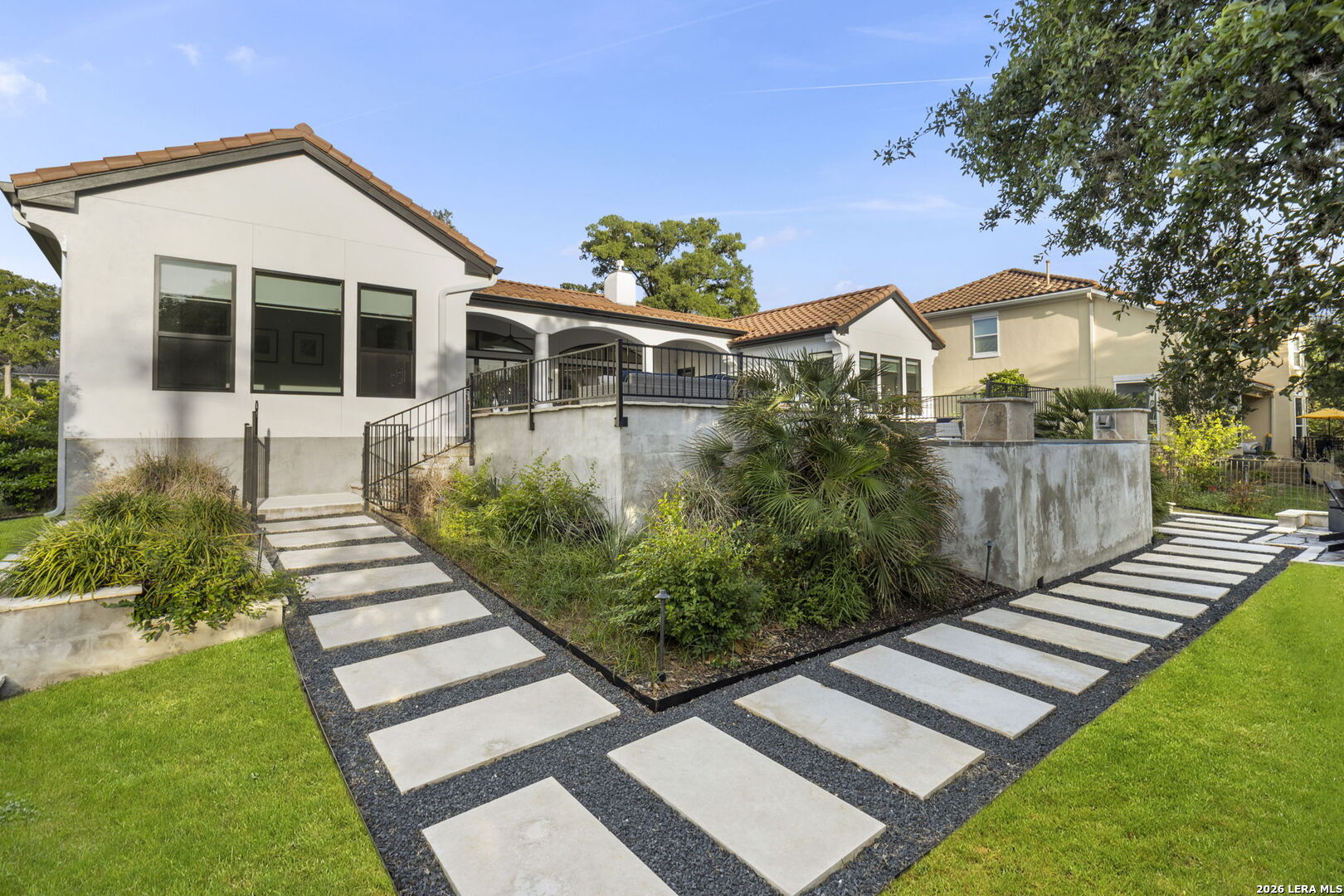 7330 Hovingham