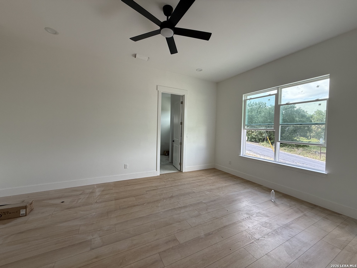 102 MAGNOLIA CIR
