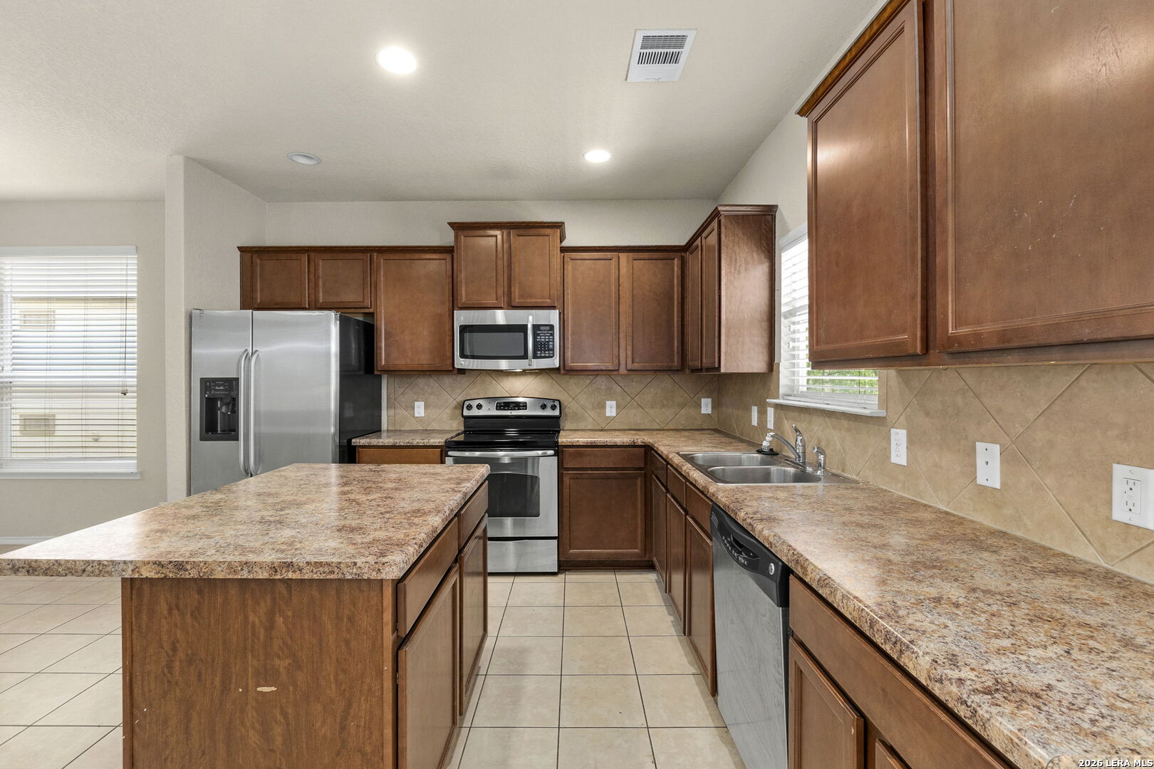10814 MUSTANG OAK DR
