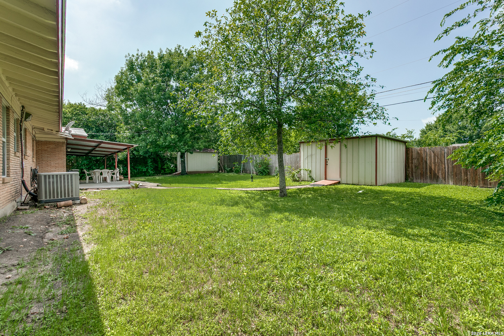 363 E Rampart