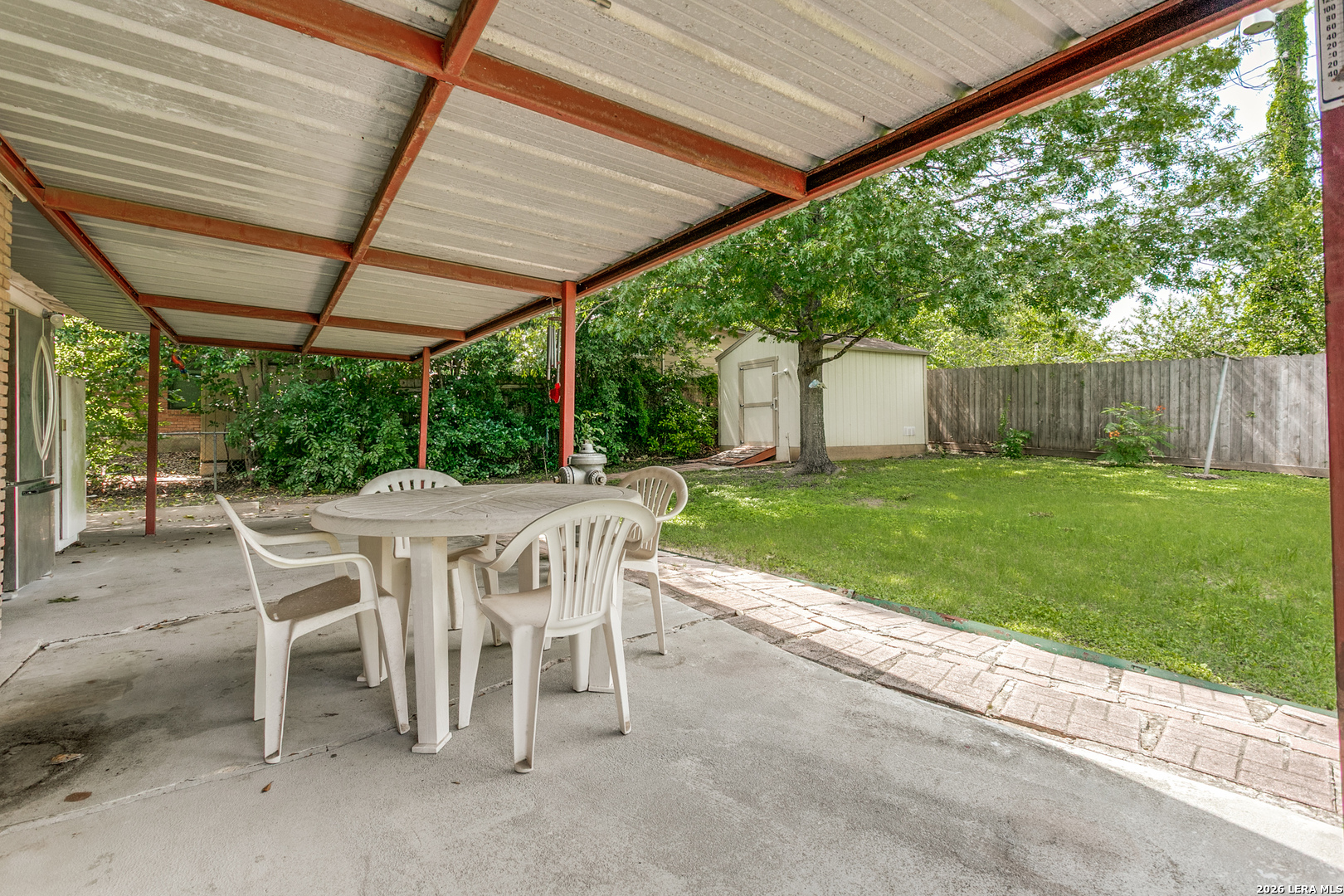 363 E Rampart