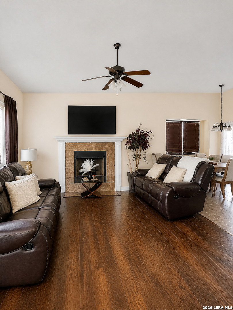 4756 Beacham