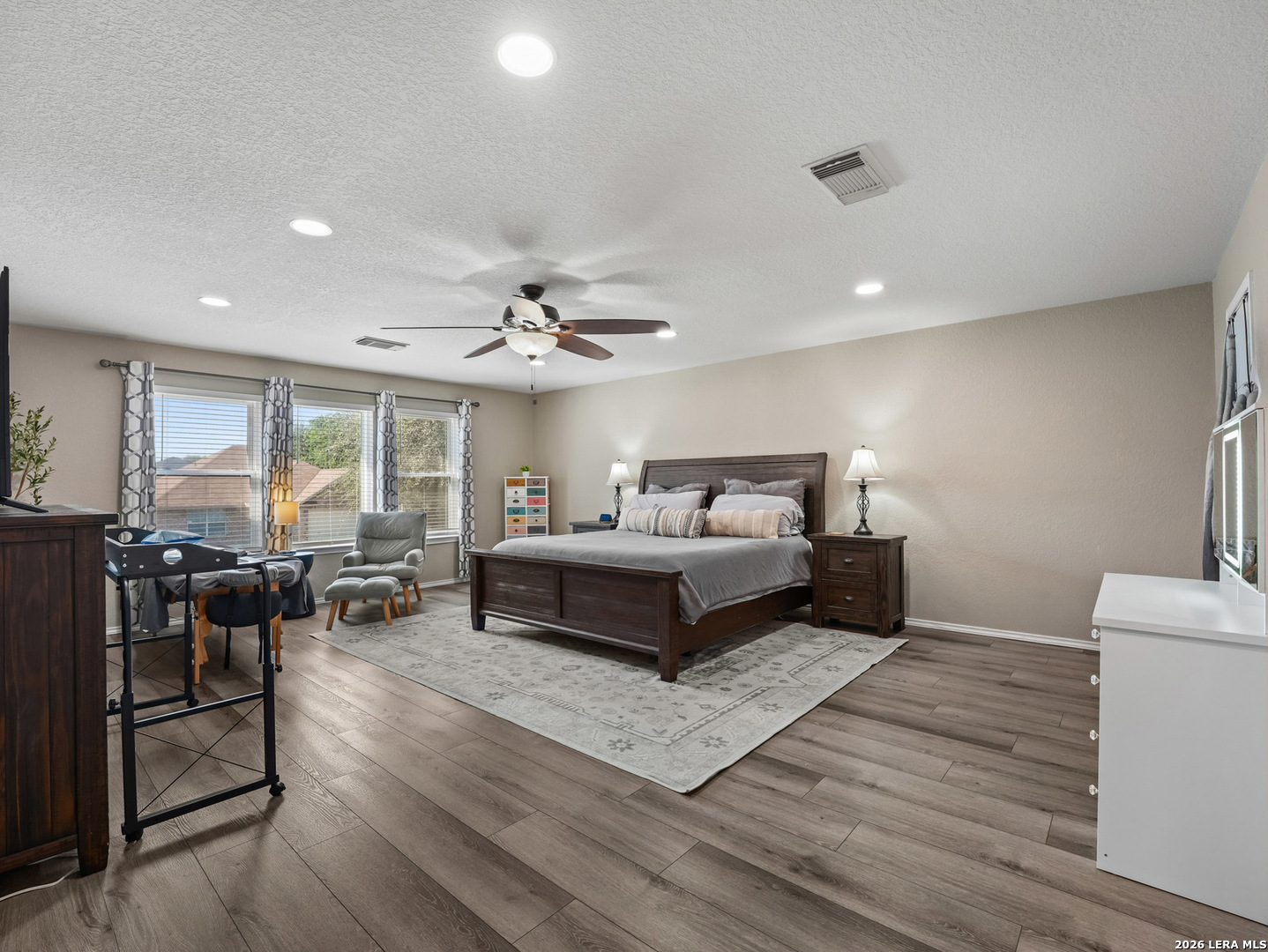 9023 Camino Rey