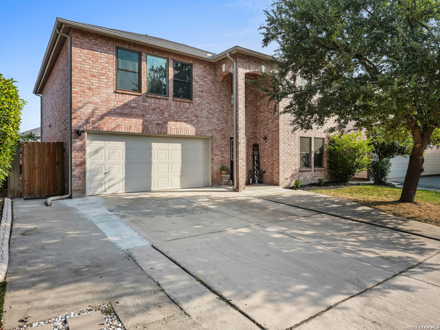 9023 Camino Rey
