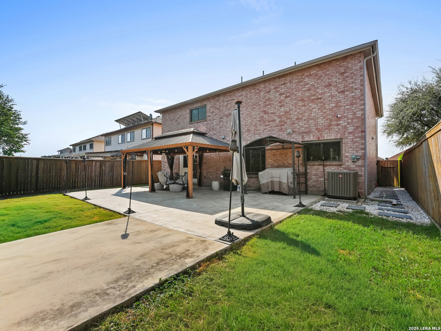 9023 Camino Rey