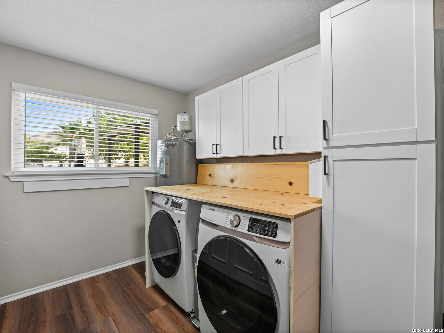 9023 Camino Rey