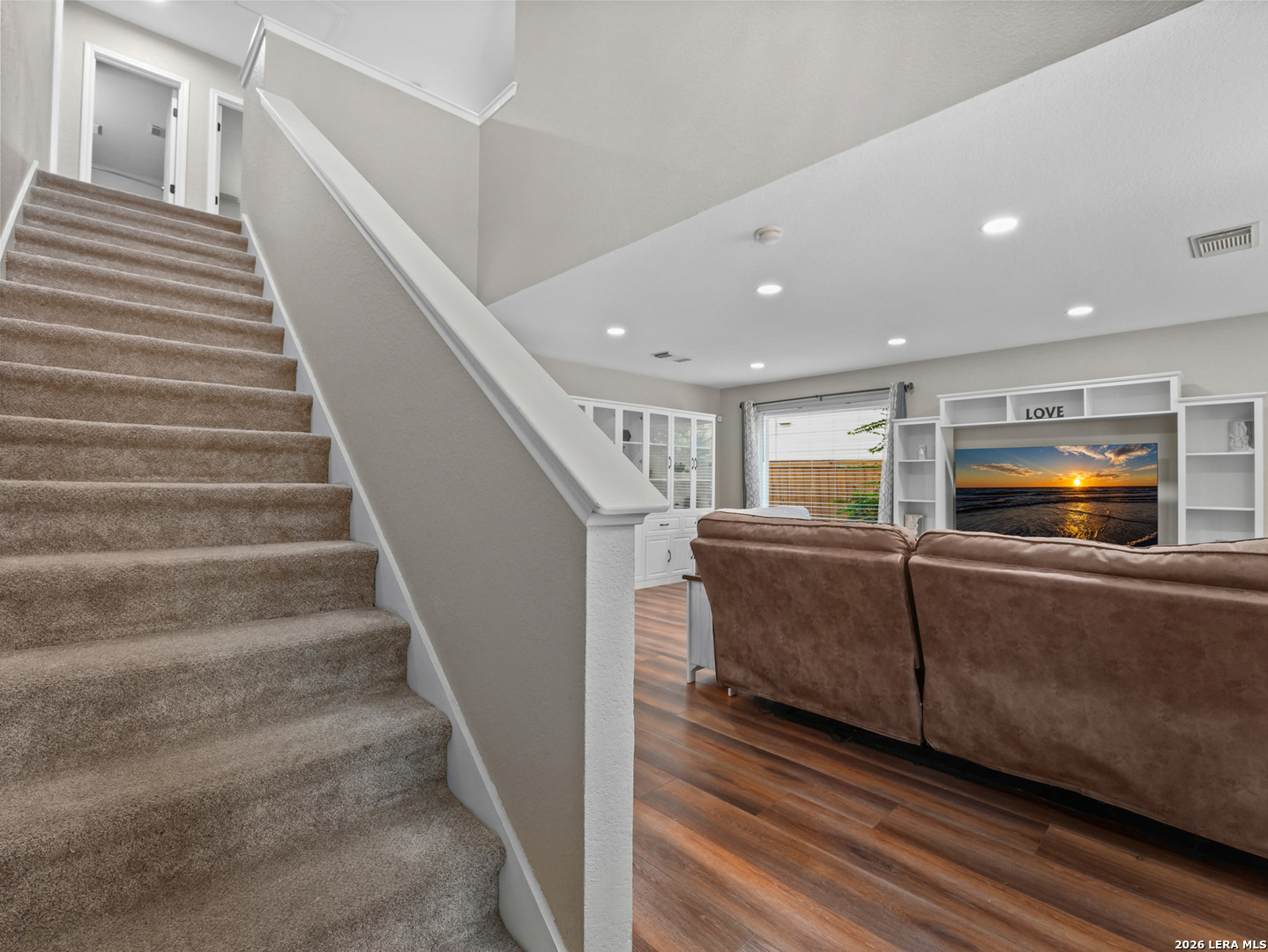 9023 Camino Rey