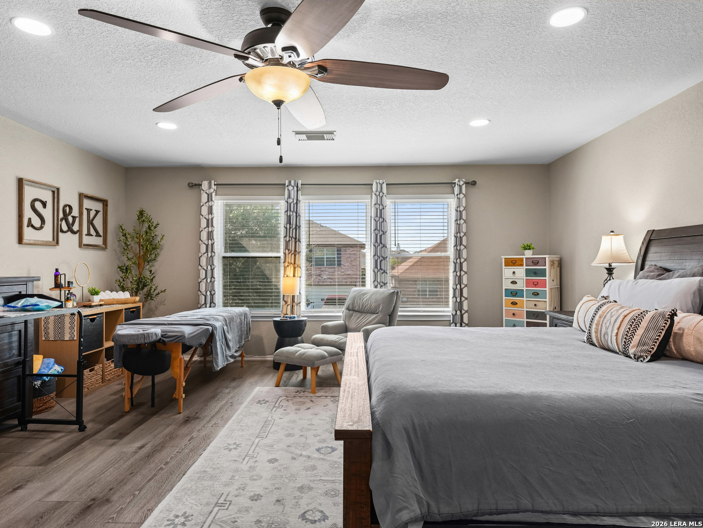 9023 Camino Rey