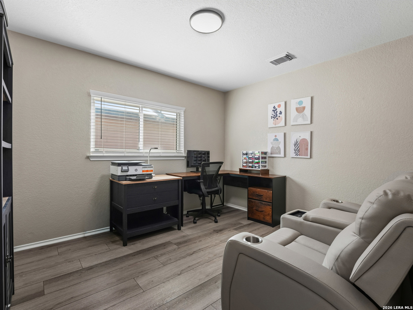 9023 Camino Rey