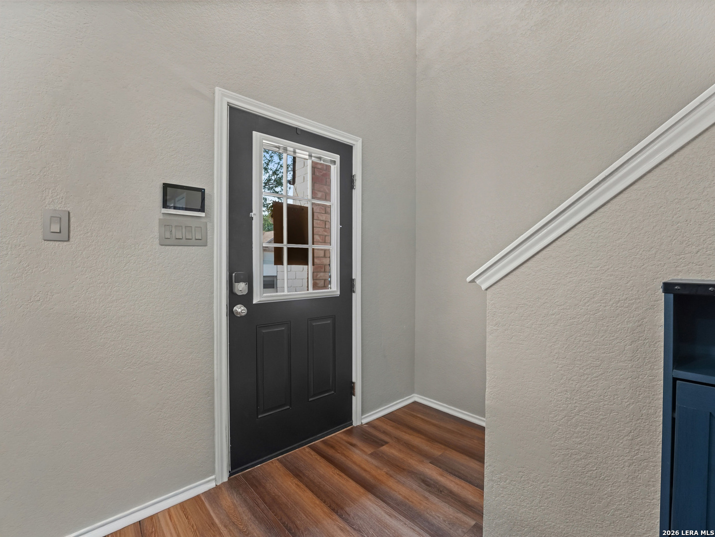 9023 Camino Rey