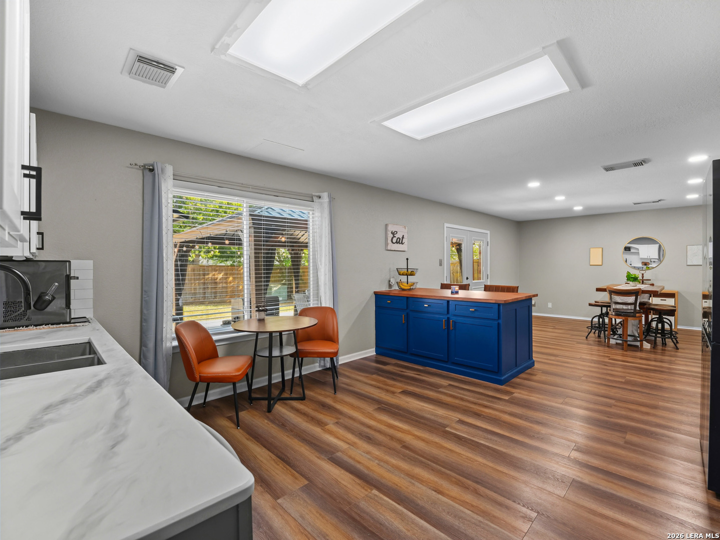 9023 Camino Rey